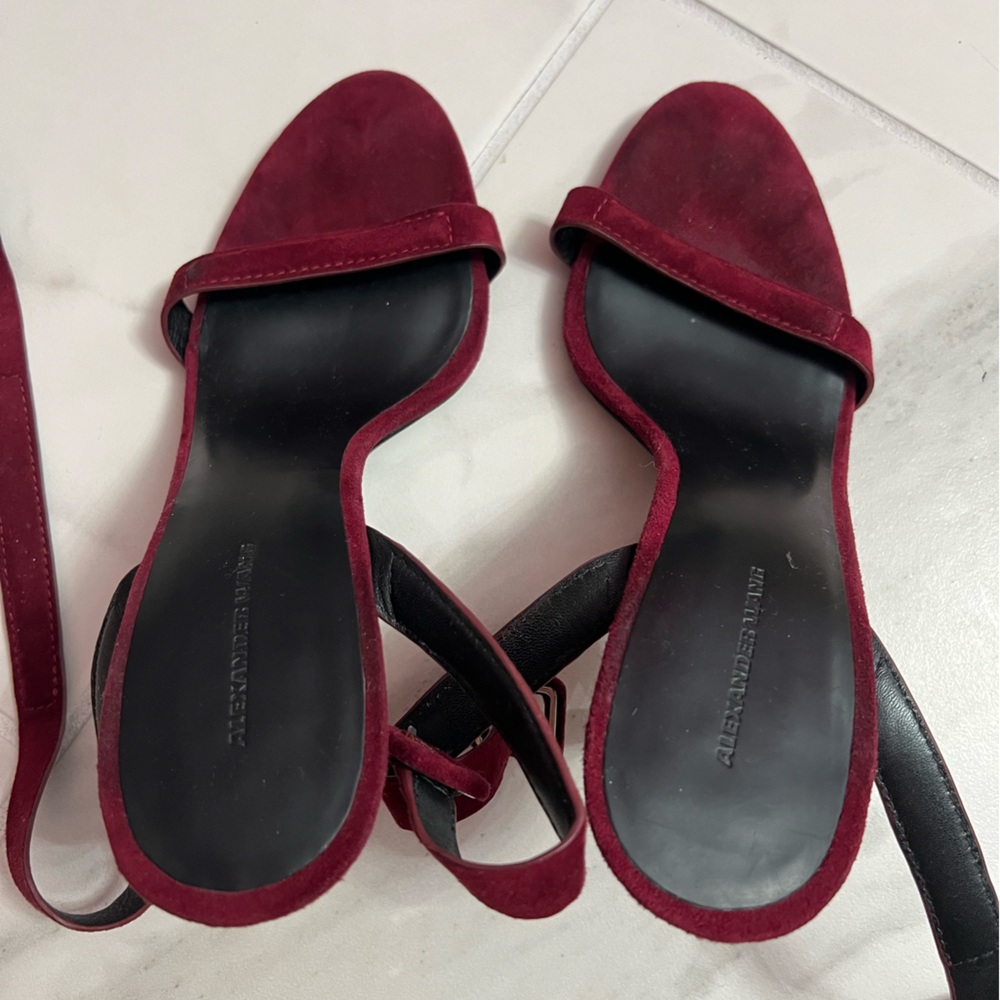 Antonia Suede Size EU 40 Maroon Heels